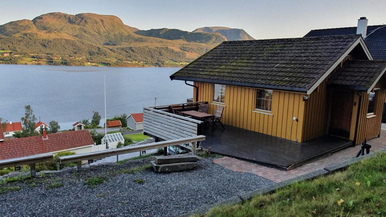 Holiday Home Kvernesfjorden Steinsgrenda المظهر الخارجي الصورة