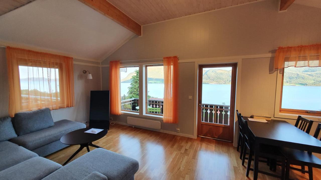 Holiday Home Kvernesfjorden Steinsgrenda المظهر الخارجي الصورة