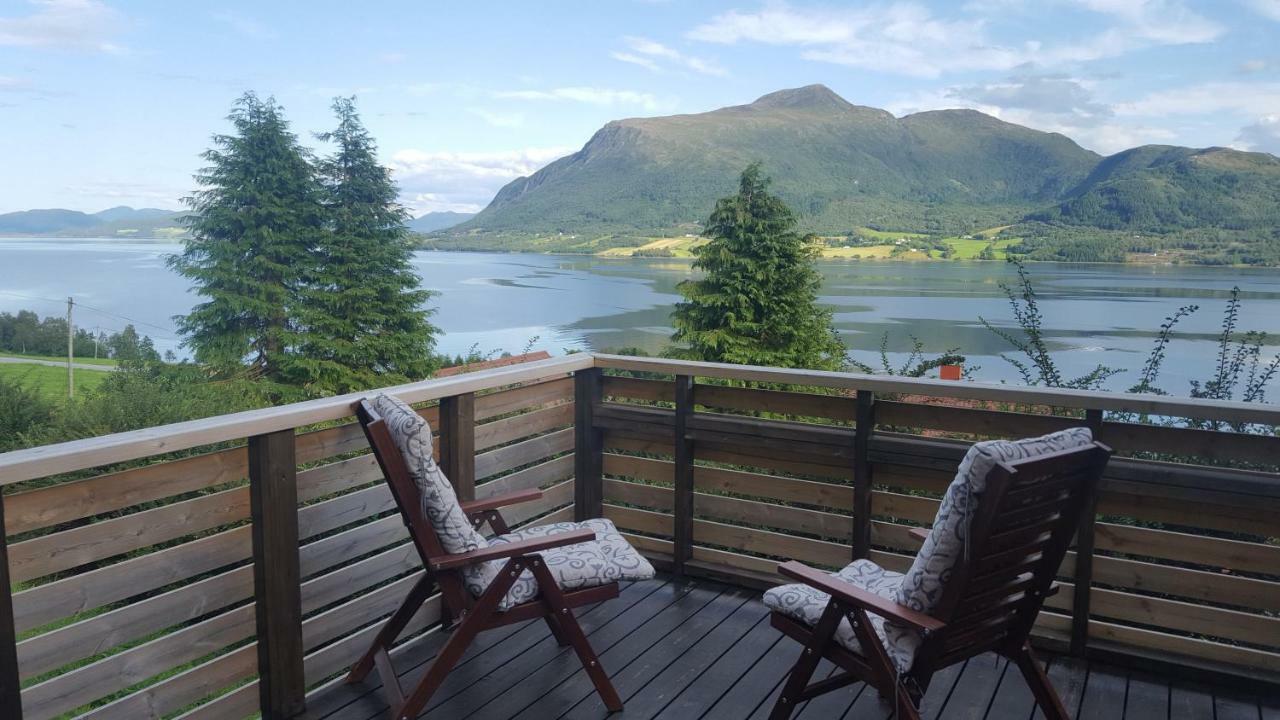 Holiday Home Kvernesfjorden Steinsgrenda المظهر الخارجي الصورة